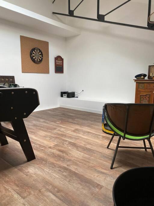 Loft Proche Centre Ville Hotes Habitant A L Etage Laval  Dış mekan fotoğraf