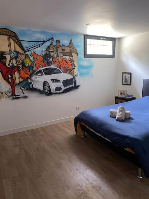 Loft Proche Centre Ville Hotes Habitant A L Etage Laval  Dış mekan fotoğraf